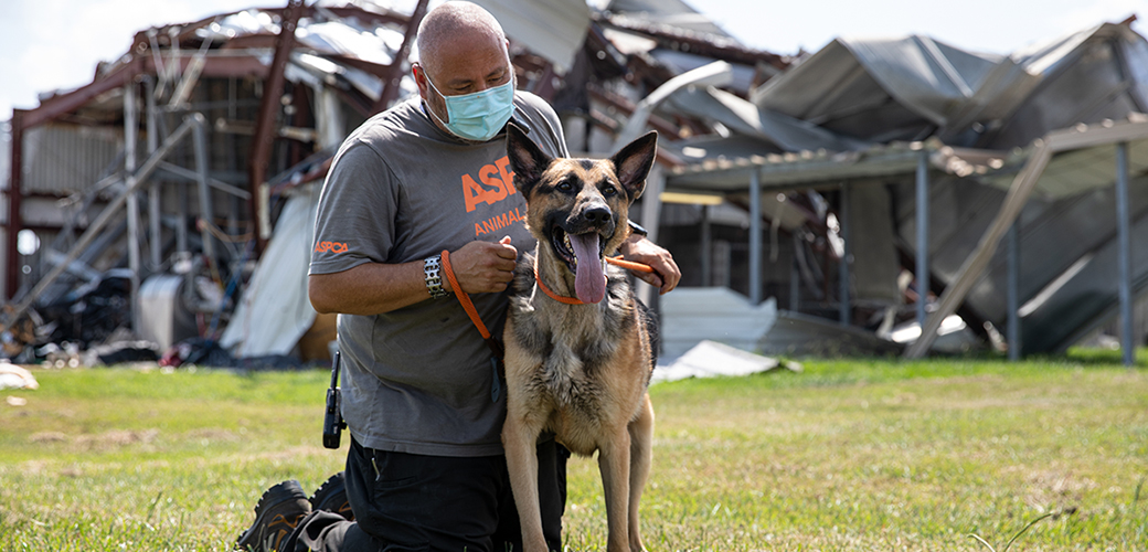 Savage with an ASPCA responder