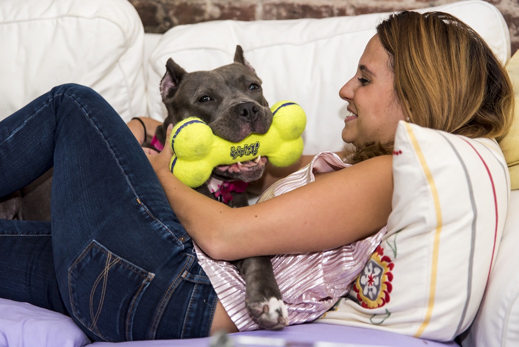 Zaza with a toy and Stacy